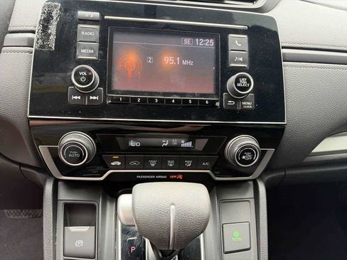 Used 2019 Honda CR-V LX image 17