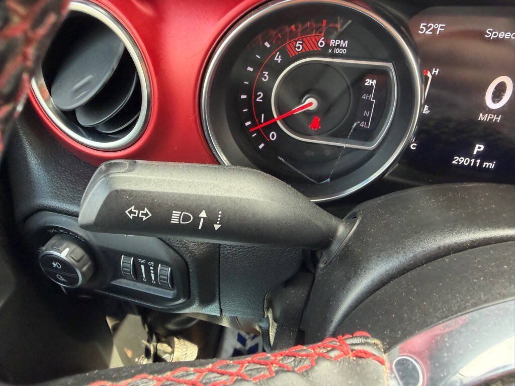 Used 2021 Jeep Gladiator Rubicon w/ Dual Top Group AWD/4WD image 24
