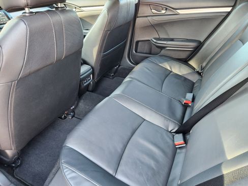 Used 2017 Honda Civic Touring image 36