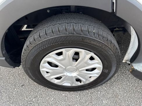 Used 2024 Ford Transit 250 Low Roof w/ Exterior Upgrade Package image 8