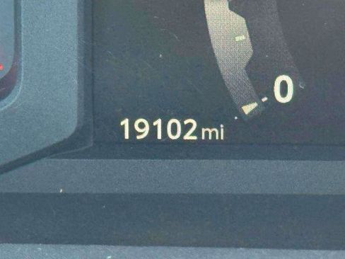 Certified 2024 Toyota Tacoma SR image 19