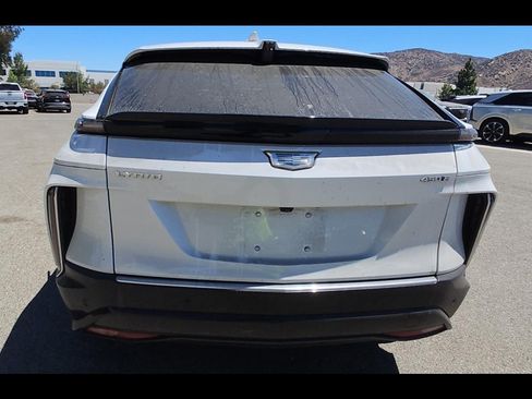 Used 2024 Cadillac Lyriq Tech RWD image 22