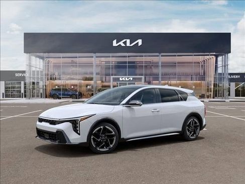New 2026 Kia K4 GT-Line Turbo FWD image 3