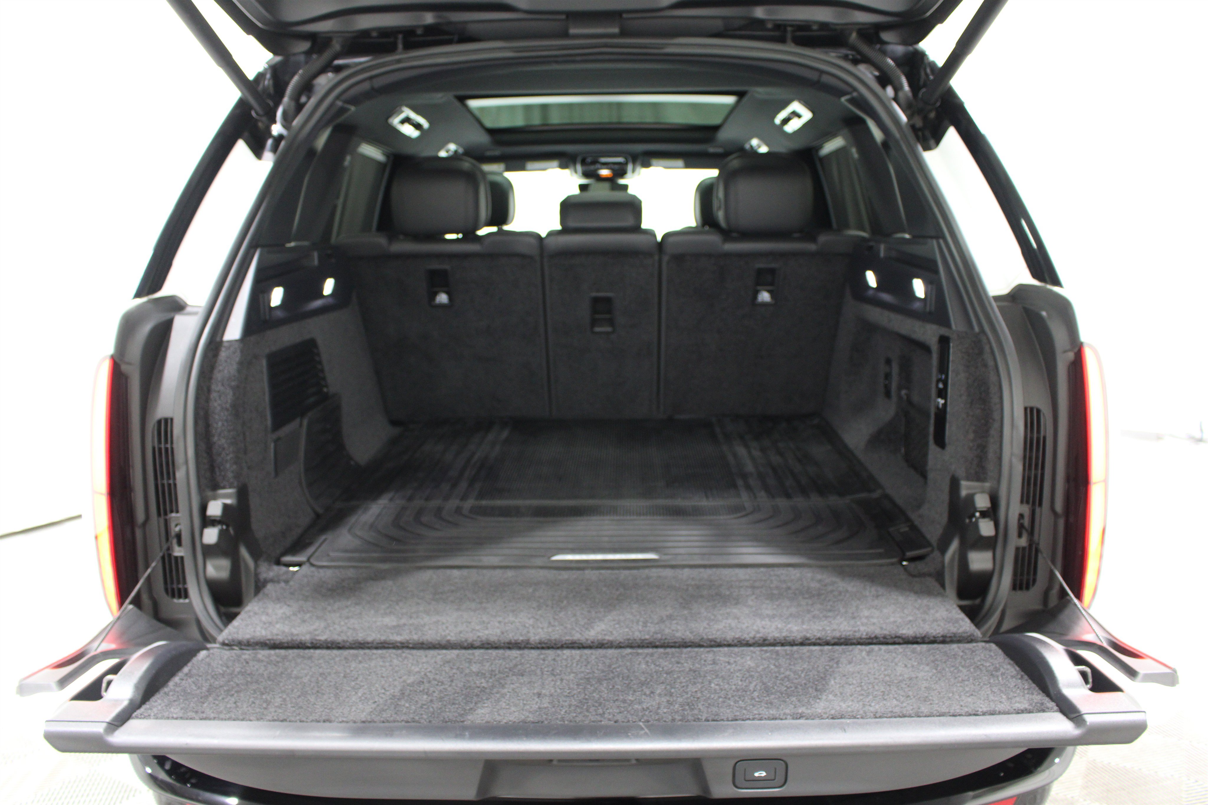 Used 2024 Land Rover Range Rover SE AWD/4WD image 27