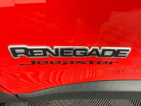 Used 2021 Jeep Renegade Sport FWD image 26
