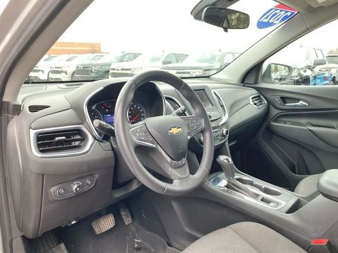 Used 2021 Chevrolet Equinox LT image 10