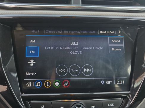 Used 2021 Chevrolet TrailBlazer LT w/ Premium Seating Package image 21