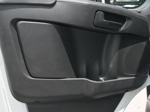 Used 2025 RAM ProMaster 3500 w/ Convenience Group FWD image 17