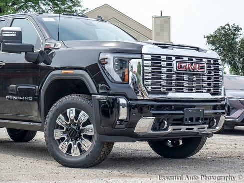 New 2025 GMC Sierra 2500 Denali w/ Technology Package image 2
