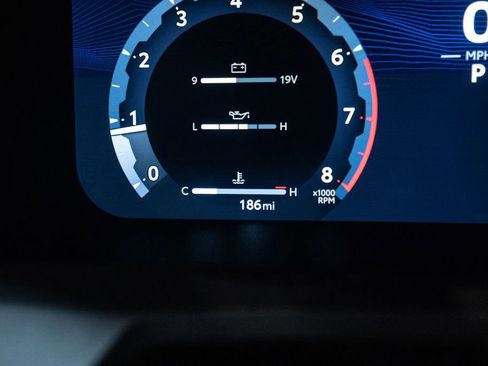 Certified 2025 Toyota Tacoma TRD Sport image 19