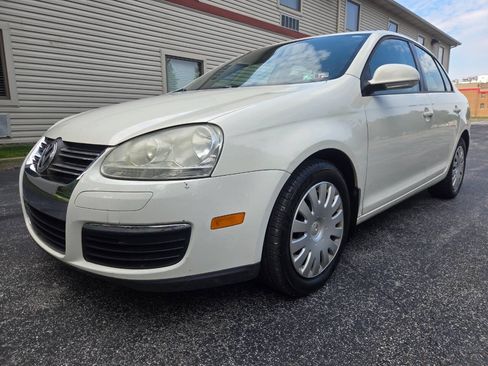 Used 2008 Volkswagen Jetta S FWD image 2
