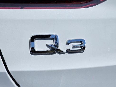 Used 2020 Audi Q3 2.0T Premium Plus w/ Premium Plus Package image 13