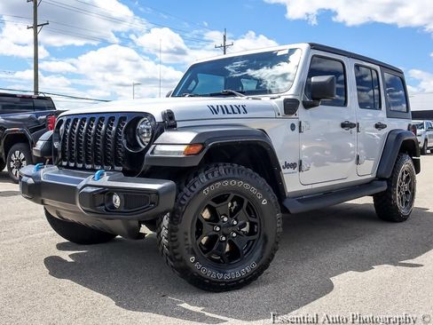 Used 2023 Jeep Wrangler Unlimited w/ Cold Weather Group AWD/4WD image 2
