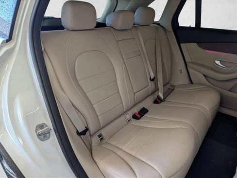 Used 2021 Mercedes-Benz GLC 300 image 18