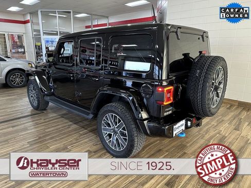 Used 2024 Jeep Wrangler High Altitude AWD/4WD image 3