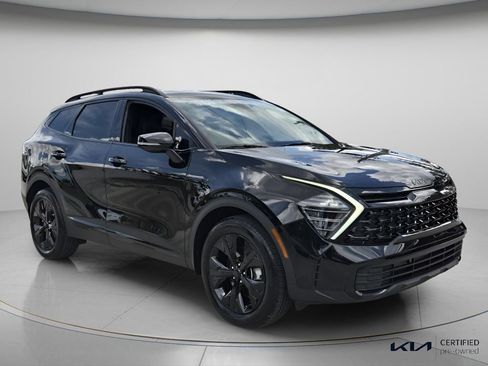 Certified 2025 Kia Sportage X-Line AWD/4WD image 9