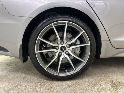 Used 2026 Genesis G70 2.5T image 25