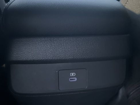 New 2026 Nissan Sentra SV w/ SV Convenience Package FWD image 32