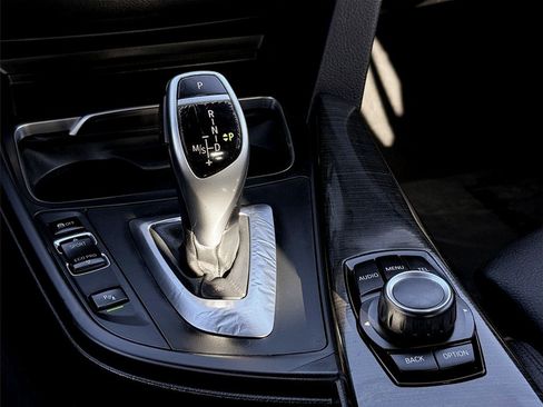 Used 2017 BMW 330i Sedan image 37