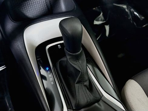 Used 2025 Toyota Corolla LE FWD image 20