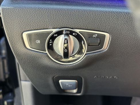 Used 2018 Mercedes-Benz E 300 image 17