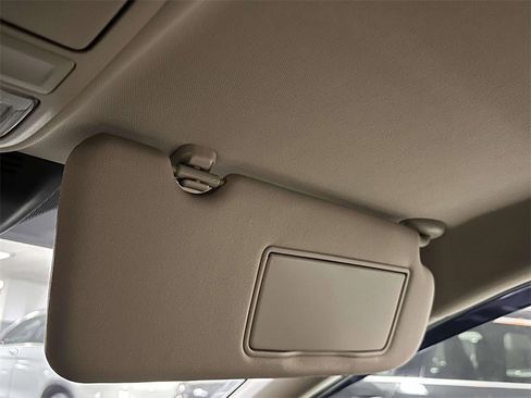 Used 2020 Honda CR-V LX image 21