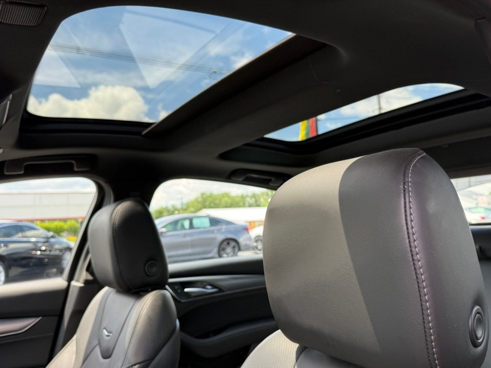 Used 2023 Cadillac CT5 Luxury AWD/4WD image 10