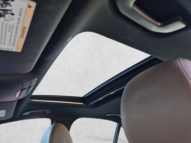 Used 2018 Mercedes-Benz E 400 4MATIC Sedan image 16