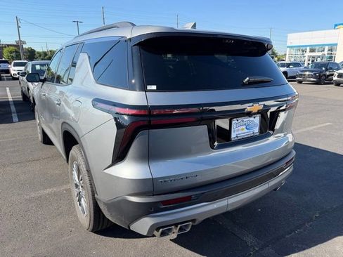 New 2026 Chevrolet Traverse LT w/ Driver Confidence Package FWD image 5