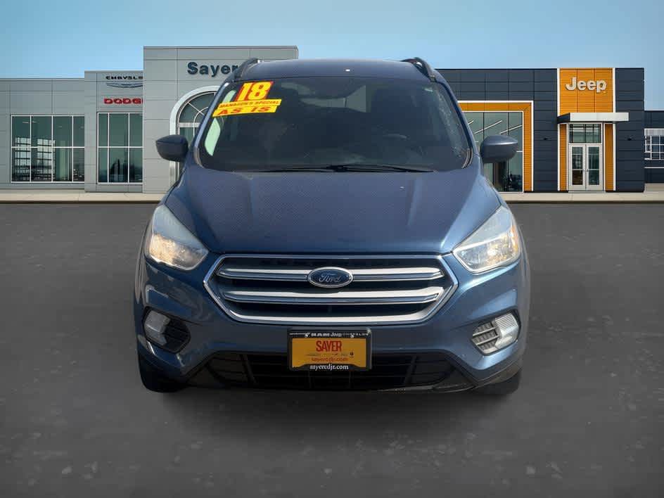 Used 2018 Ford Escape SE FWD image 2