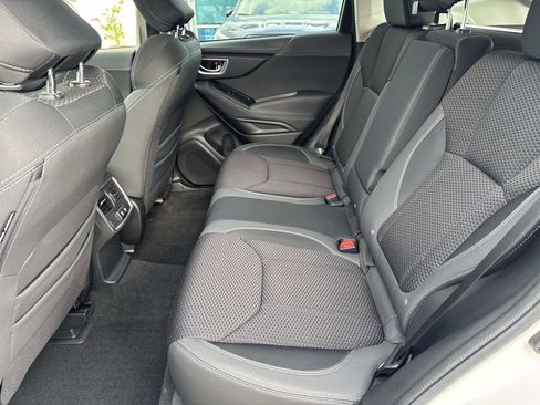 Used 2023 Subaru Forester Premium image 13