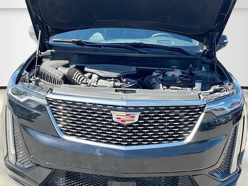 Used 2024 Cadillac XT6 Sport w/ Technology Package AWD/4WD image 31