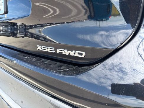 Used 2021 Toyota Highlander XSE AWD/4WD image 27
