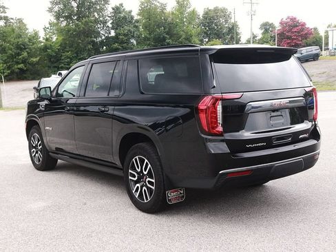 Used 2024 GMC Yukon XL AT4 w/ Technology Package AWD/4WD image 5