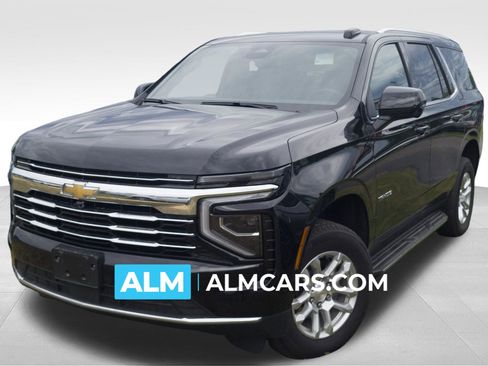Used 2025 Chevrolet Tahoe LT AWD/4WD image 1
