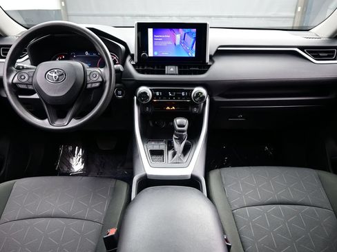 Used 2024 Toyota RAV4 XLE FWD image 17