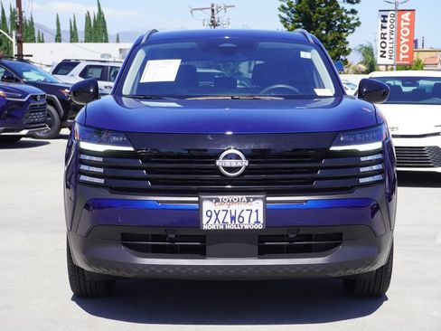 Used 2026 Nissan Kicks SV FWD image 3