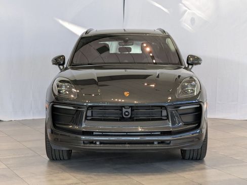 Used 2025 Porsche Macan image 6