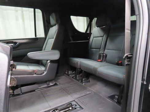 Used 2025 GMC Yukon XL AT4 w/ AT4 Premium Package image 52