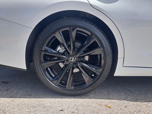 Used 2023 Lexus ES 350 F Sport w/ Accessory Package (Z1) FWD image 5