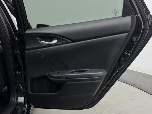 Used 2021 Honda Civic Sport image 29