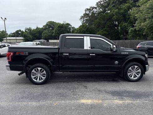 Used 2017 Ford F150 King Ranch w/ Equipment Group 601A Luxury AWD/4WD image 6