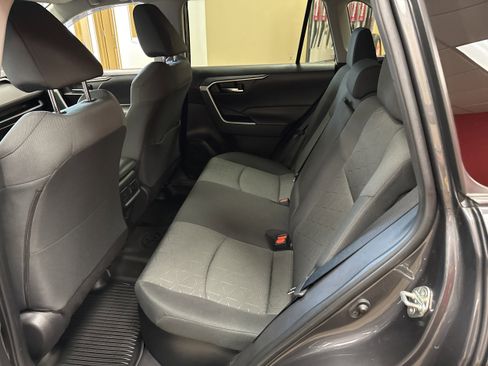 Used 2022 Toyota RAV4 XLE w/ XLE Grade Weather Package image 23