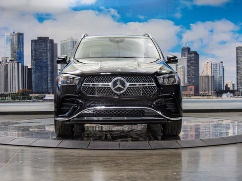 Used 2026 Mercedes-Benz GLE 450 4MATIC image 3