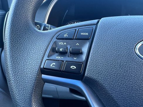 Used 2020 Hyundai Tucson SE image 16