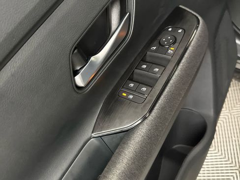 New 2026 Nissan Kicks SV image 15