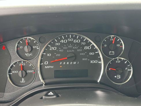 New 2025 Chevrolet Express 3500 w/ Power Convenience Package image 16