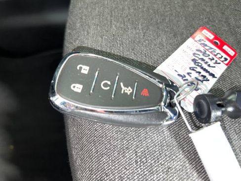 Used 2024 Chevrolet Equinox LT FWD image 26