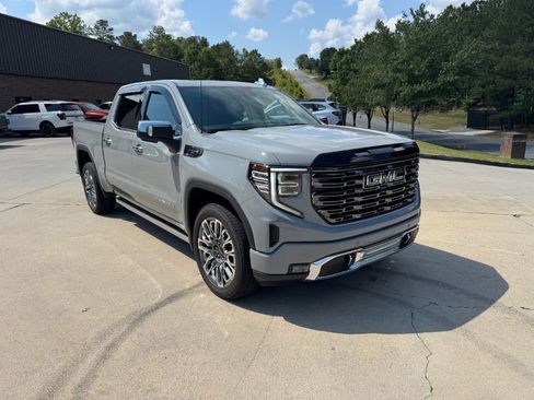 Used 2025 GMC Sierra 1500 Denali Ultimate AWD/4WD image 8