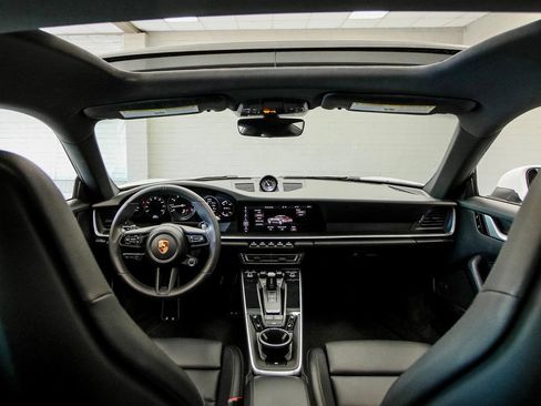 Used 2021 Porsche 911 GT3 RS image 13